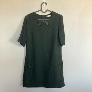Mini green/black dress with pockets (60s style)